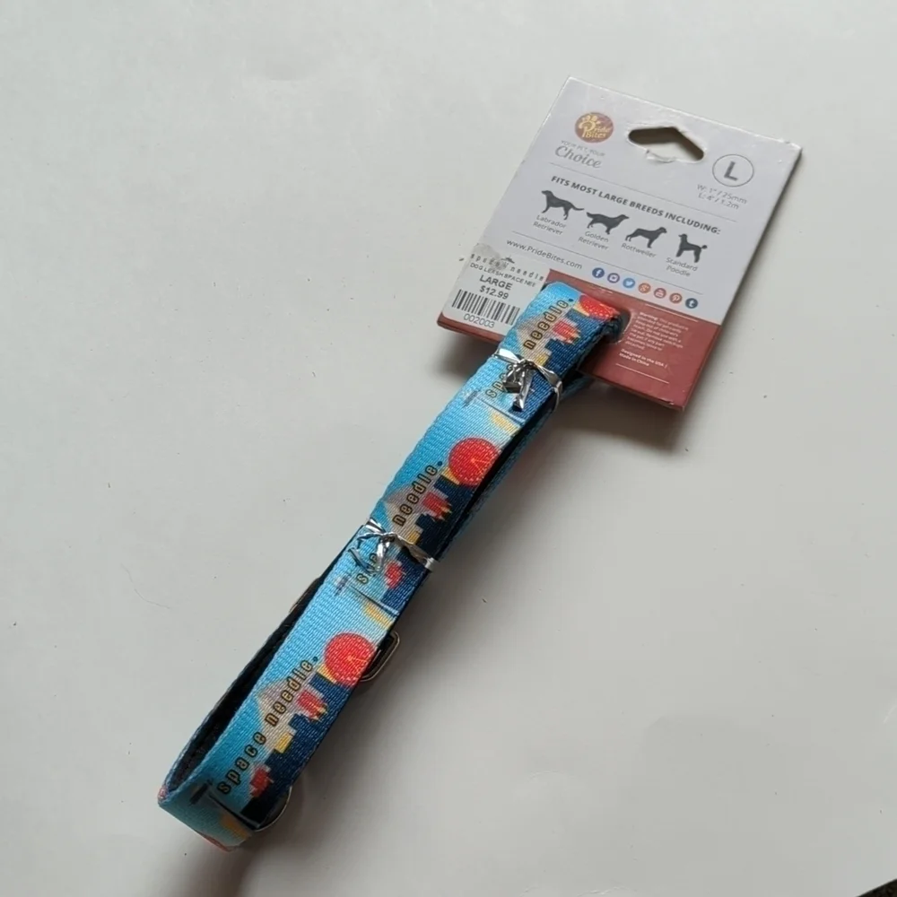 Seattle Space Needle Large Dog Leash NWT